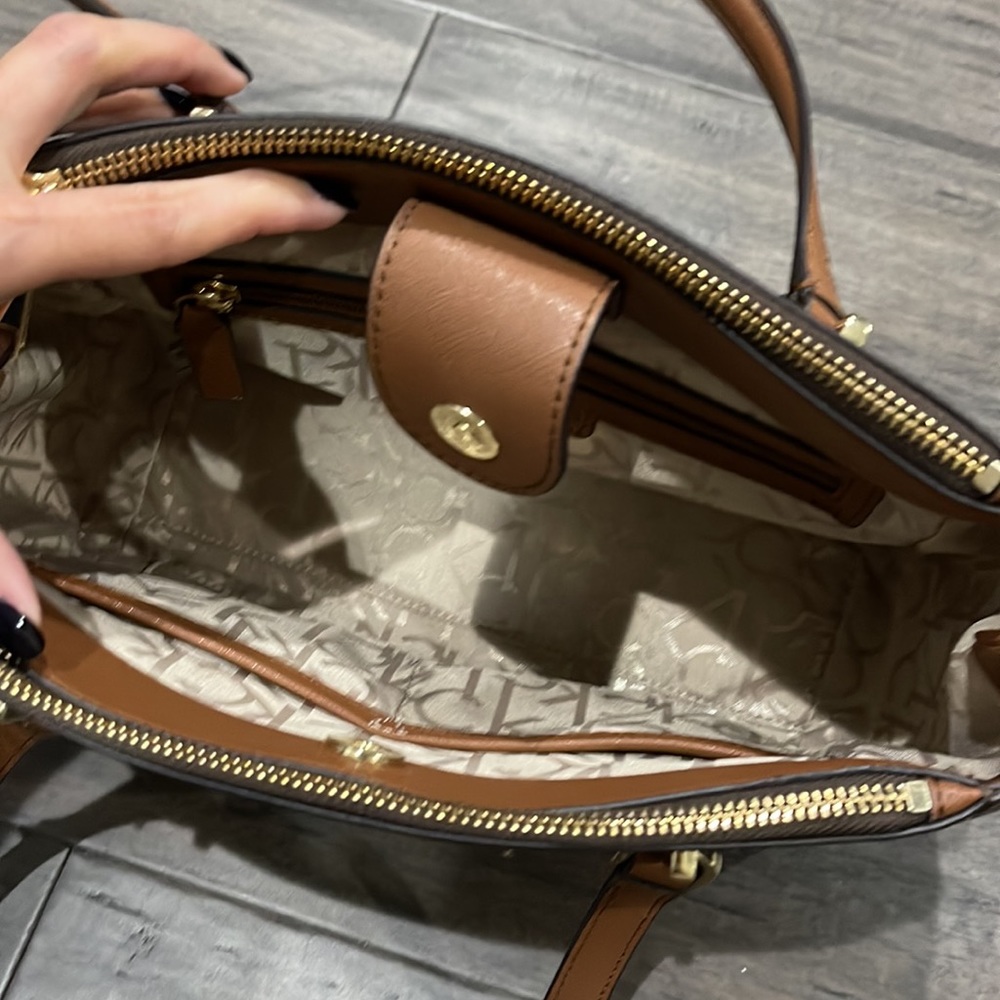 Calvin Klein Purse - Picture 6 of 10